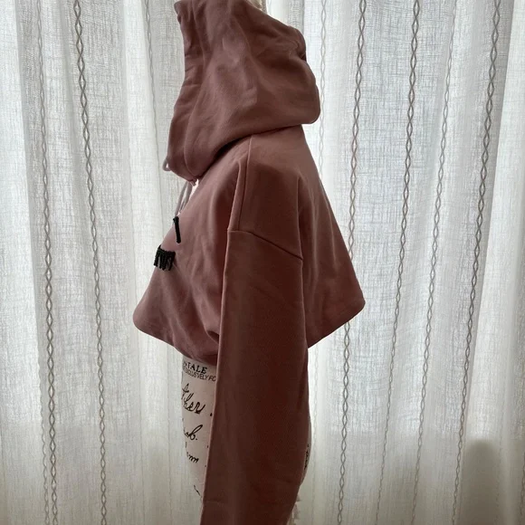 Chiara Ferragni dusty pink cropped hoodie - Picture 2 of 5